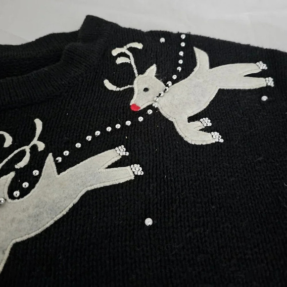 VTG Reference Point Petite Sz 2X Christmas Sweater Black Pullover with Reindeer - Picture 3 of 8
